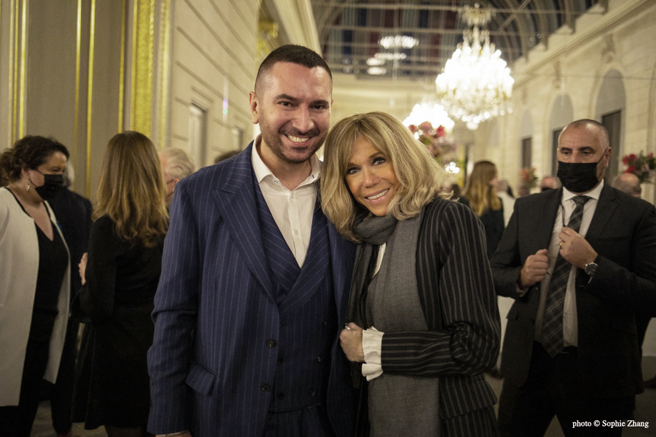 Brigitte Macron, G.K. Galabov